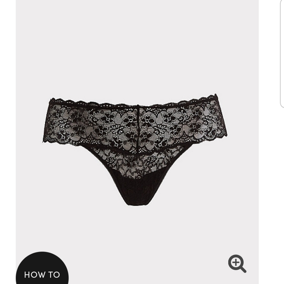 BLACK LACE THONG PANTY - Picture 2 of 6